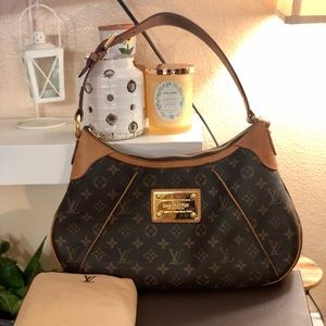 💯 Louis Vuitton Thames Monogram